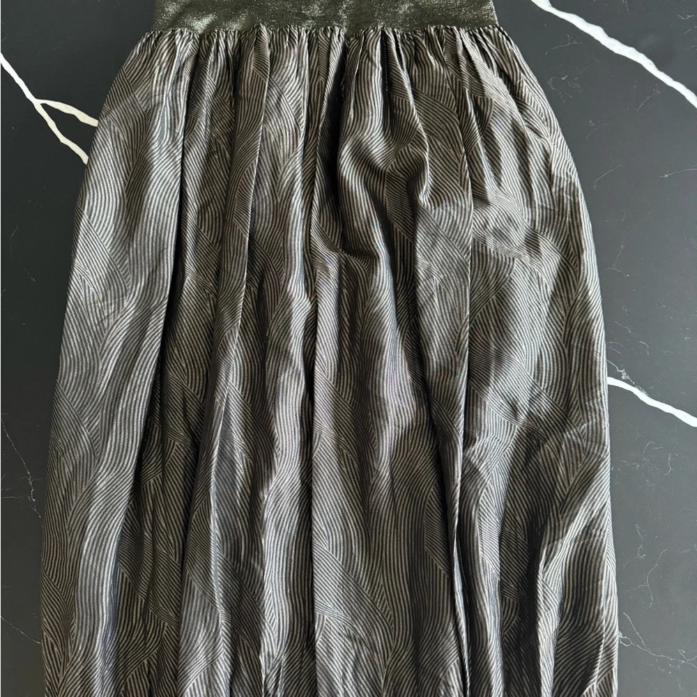 J. McLaughlin chic line